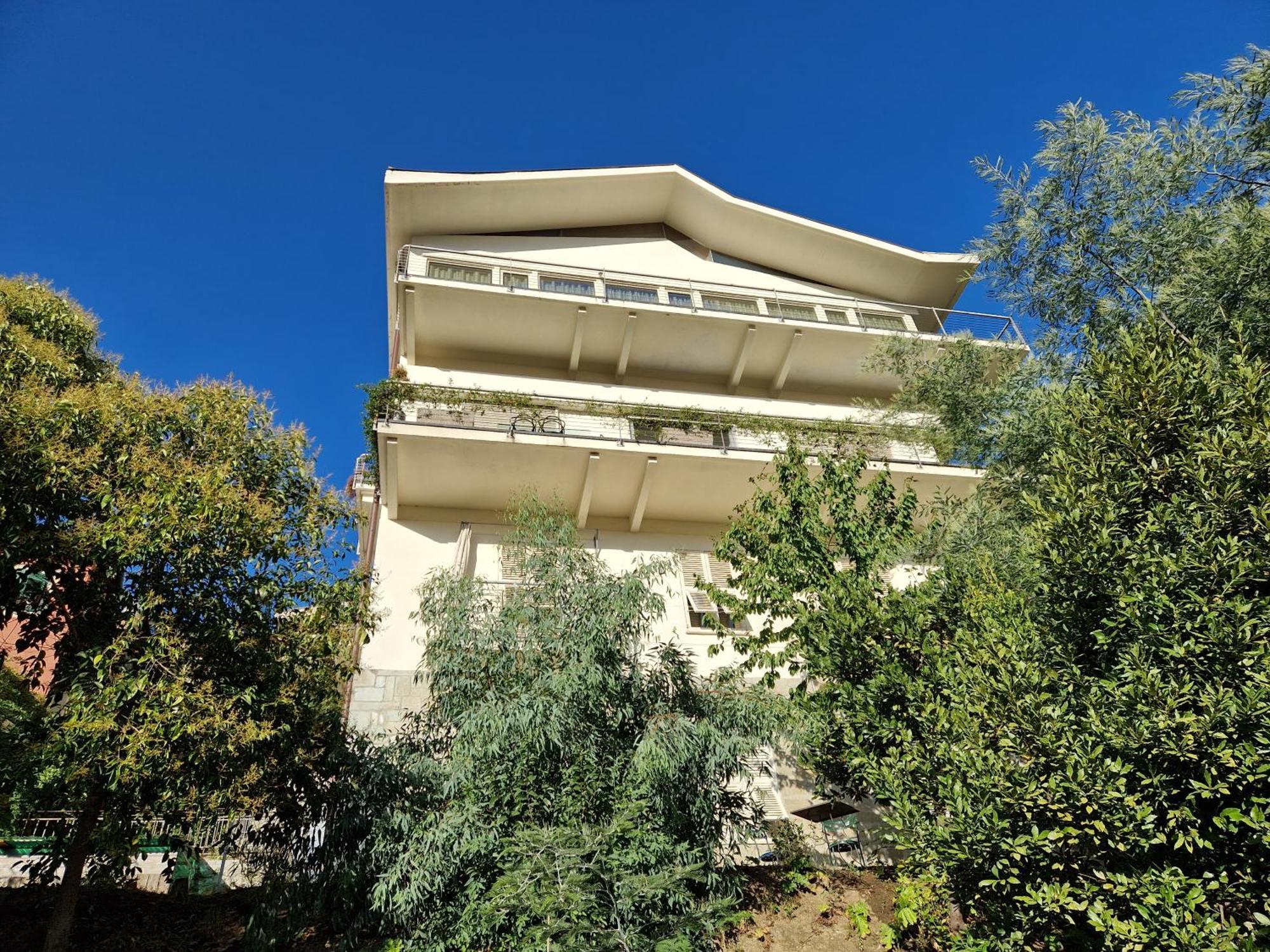 Garden & View Apartment La Spezia